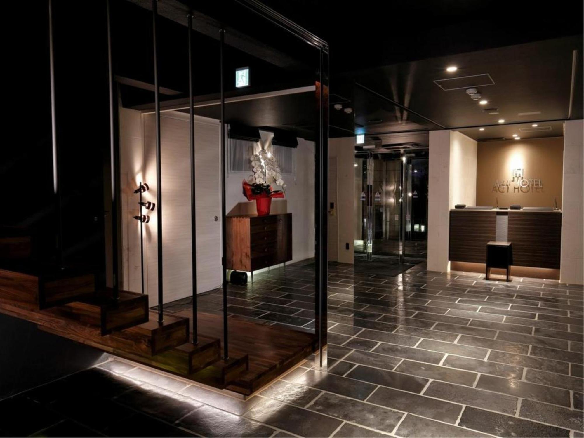 Act Hotel Roppongi - Vacation Stay 84277 Tokyo Bagian luar foto